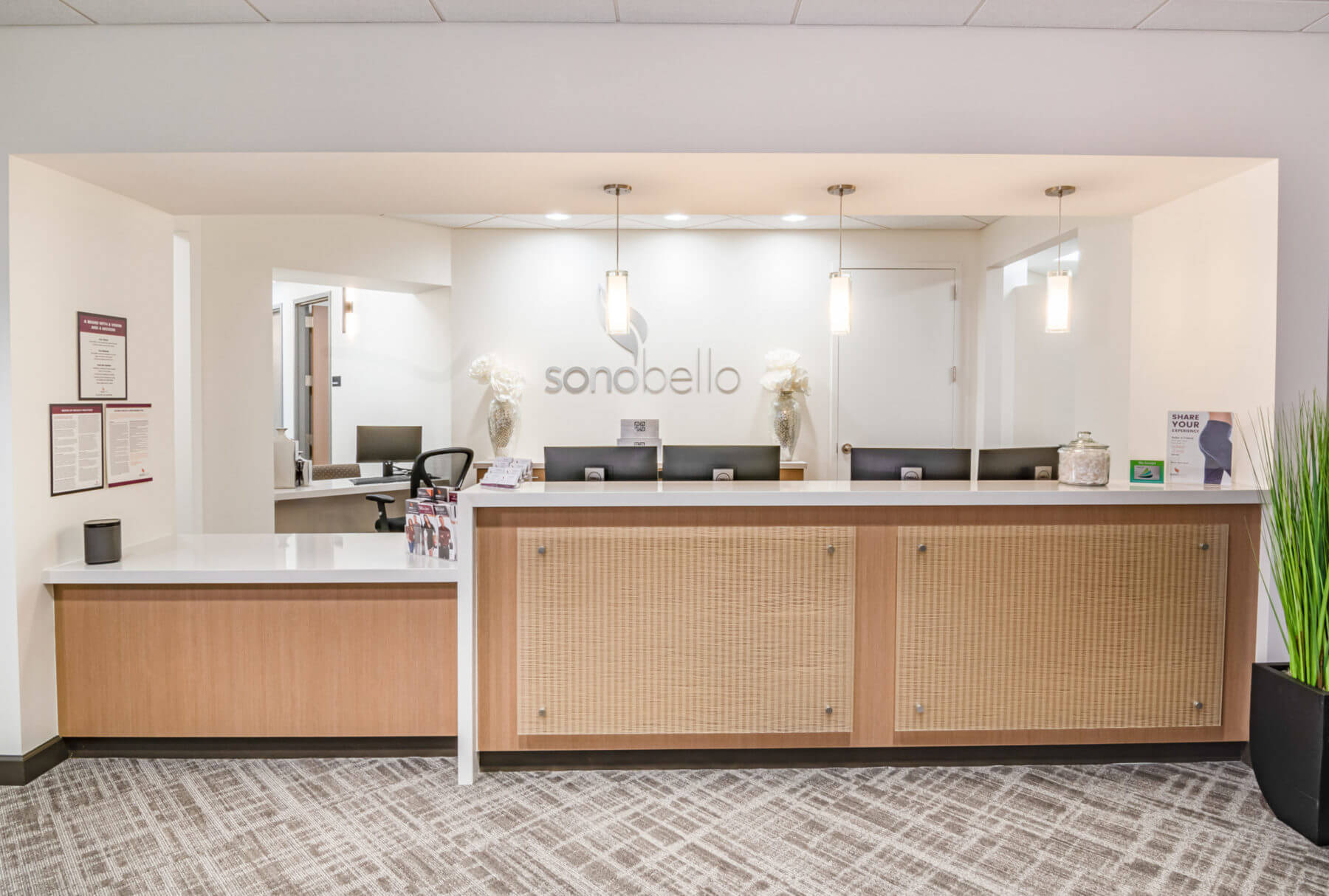 The front welcome desk for liposuction and body contouring patients in our Sono Bello Raleigh, NC location.