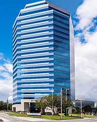 Sono Bello Anaheim liposuction center exterior photo