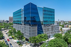 Sono Bello Liposuction Center at 5115 Fannin St.