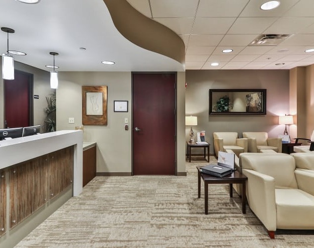Waiting area at Sono Bello St. Louis liposuction center