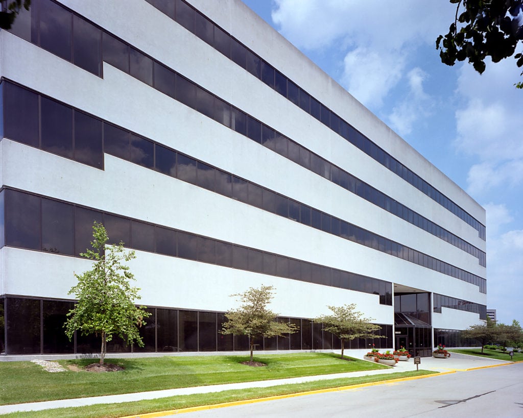 Sono Bello Indianapolis liposuction center building exterior