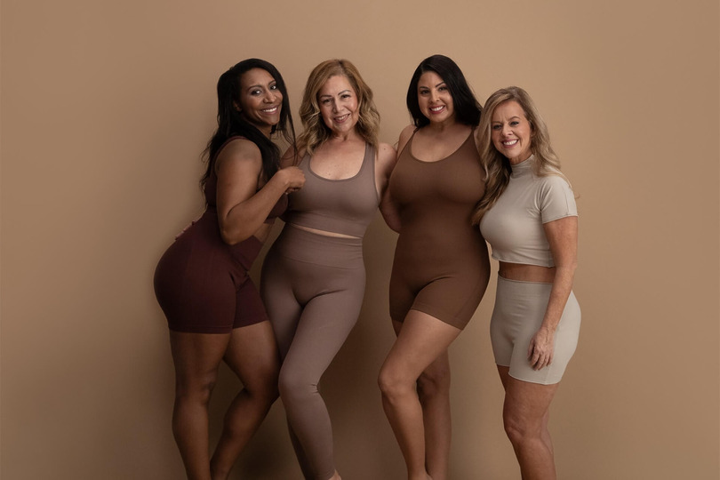 Sono Bello ambassadors pose together after liposuction fat removal results