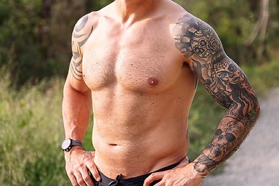 Male chest and abs after liposuction